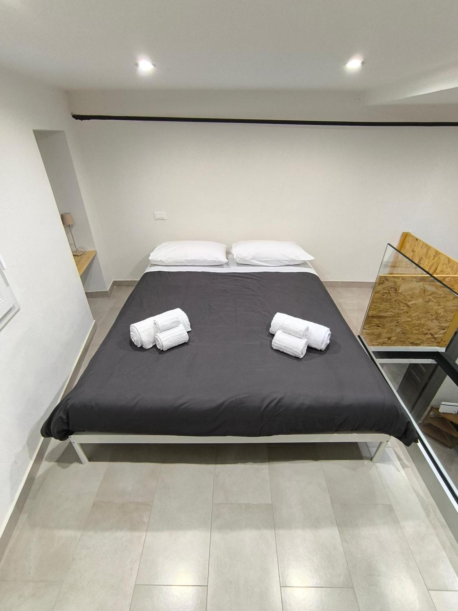 Glocal Flat Maqueda Apartment Palermo Exterior photo